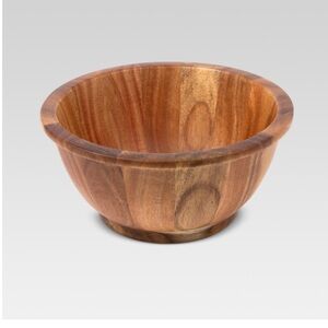 Threshold acacia wood bowl